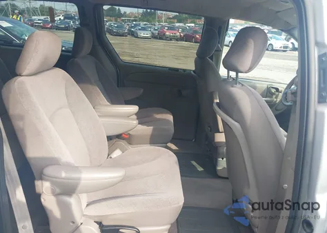 2003 Dodge Grand Caravan Sport from USA, damaged, VIN 2D4GP44393R240344